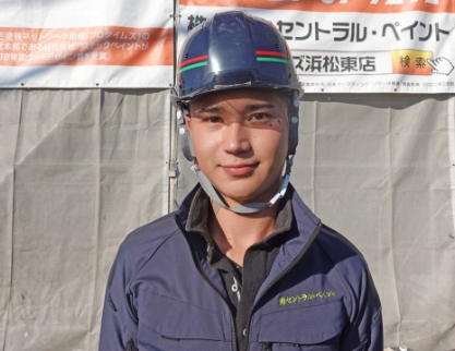 モレイラ：正面写真